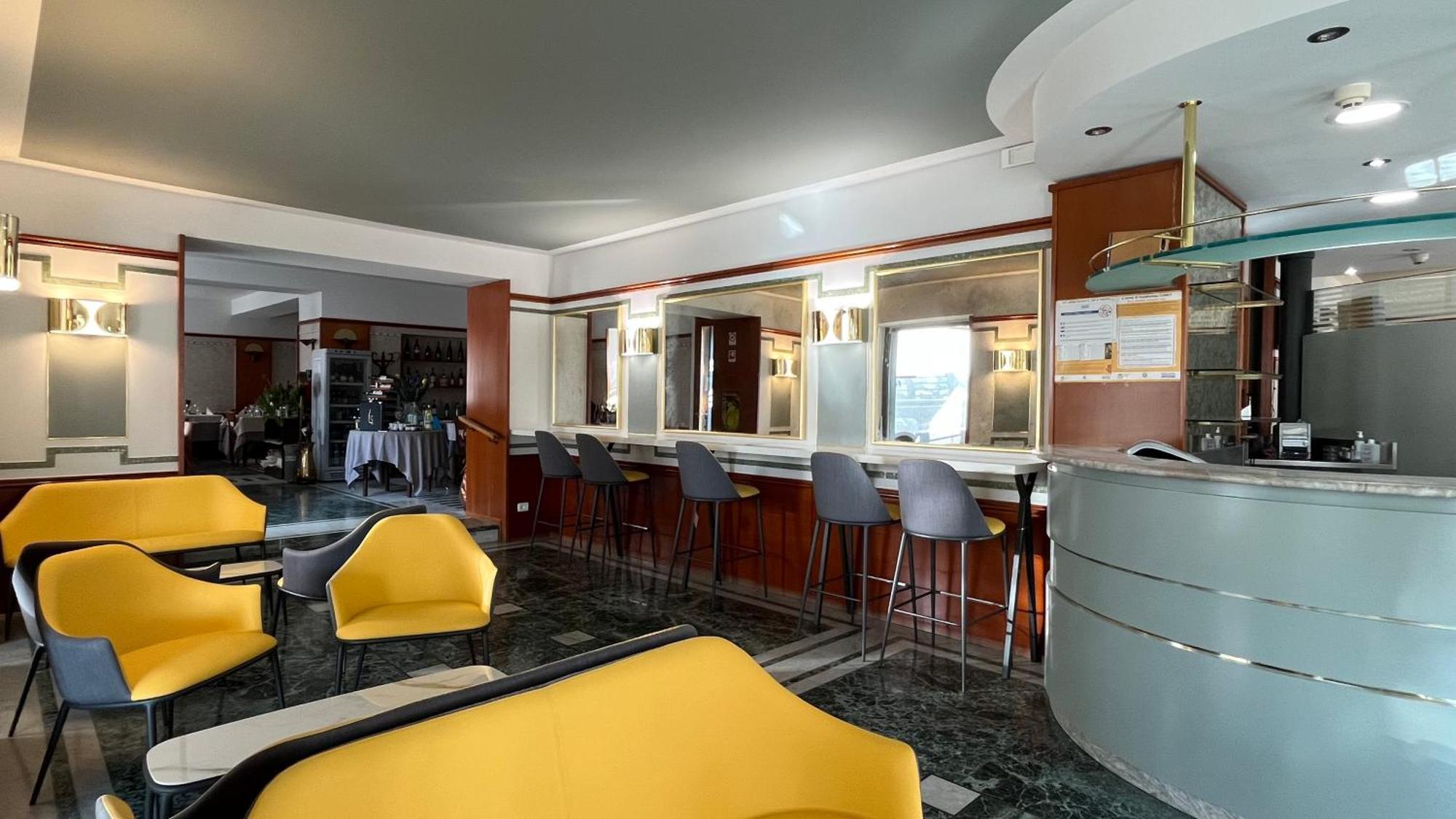 Hotel Centrale Сан-Пеллегрино-Терме Екстер'єр фото